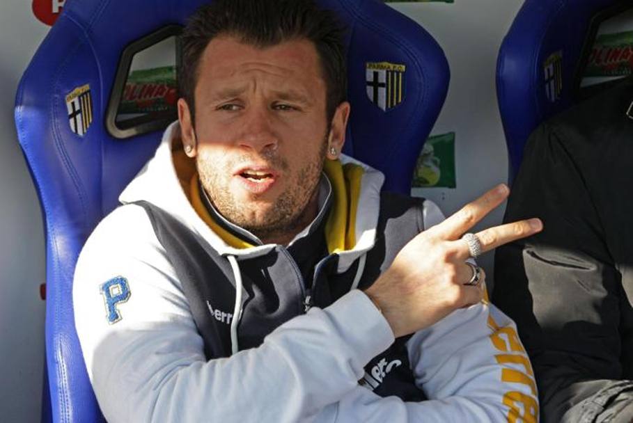 In quel di Parma il caso della settimana è stata la scelta di Antonio Cassano, 32 anni, di mettere in mora la società : una decisione che il fantasista ha pagato con l&#39;esclusione contro il Cesena. Ansa